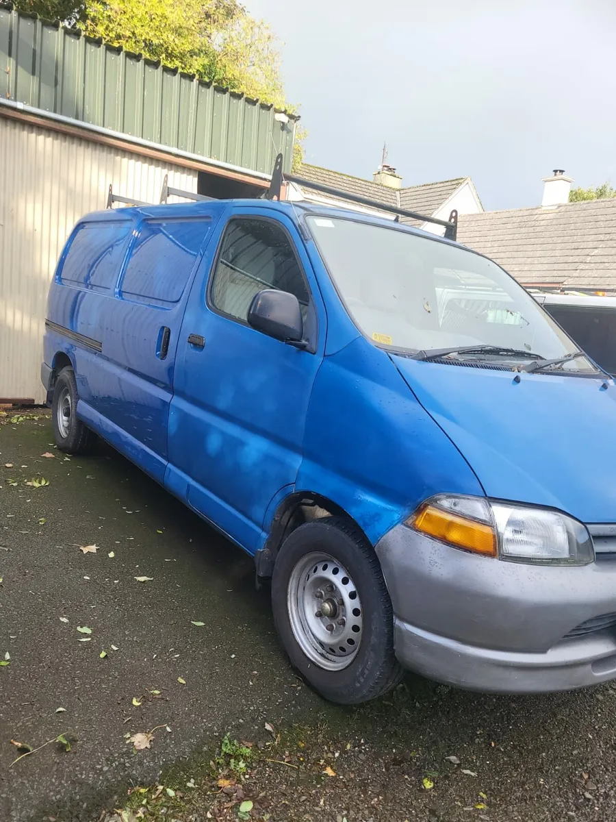 Toyota HI ACE - Image 1