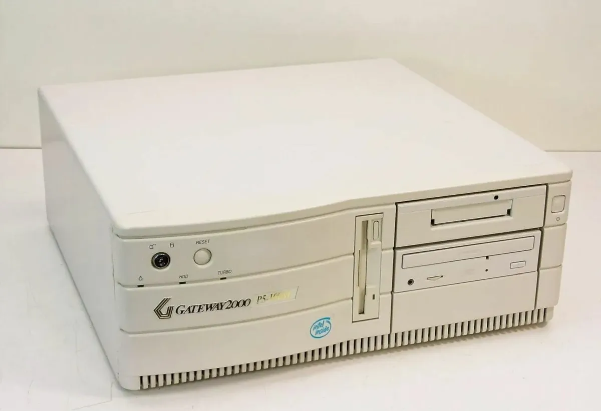 Gateway 486 PC - Image 1