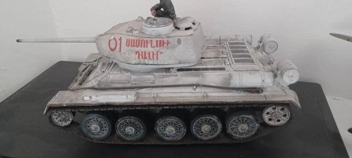 1/72 Scale Force of Valor T-34 tank and Tiger Tank - Image 4