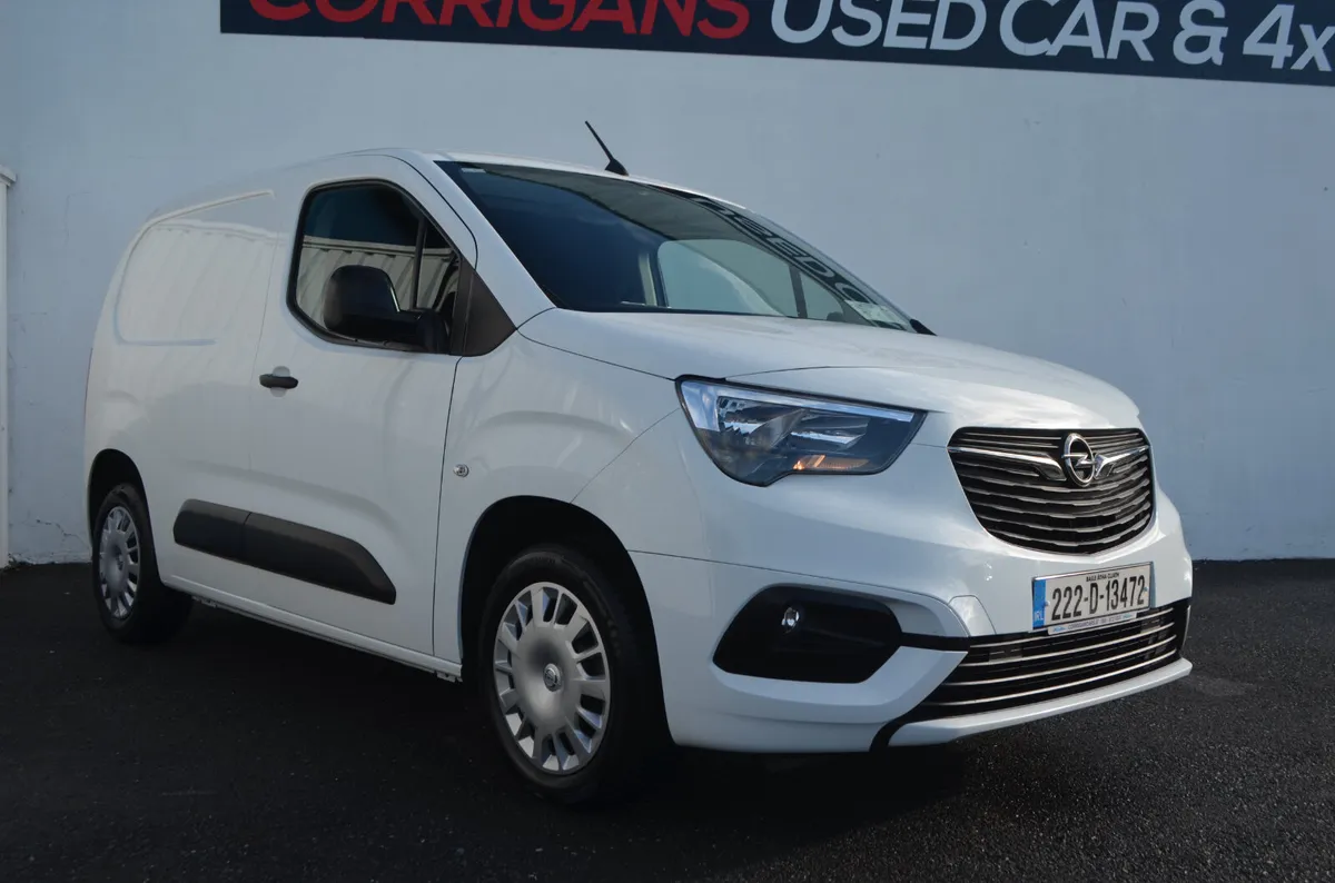 HIGH SPEC SPORT-AIR CON-3 SEATS-PRICE INCLS VAT - Image 1