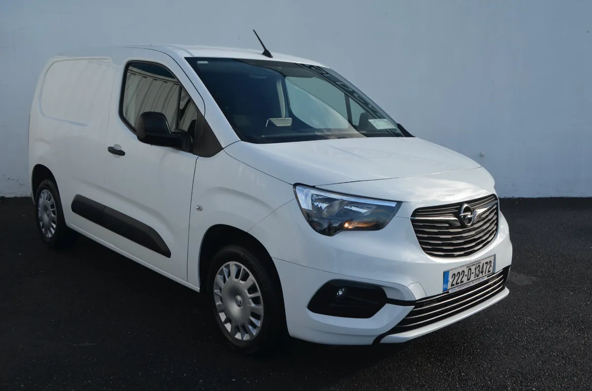 HIGH SPEC SPORT-AIR CON-3 SEATS-PRICE INCLS VAT - Image 2
