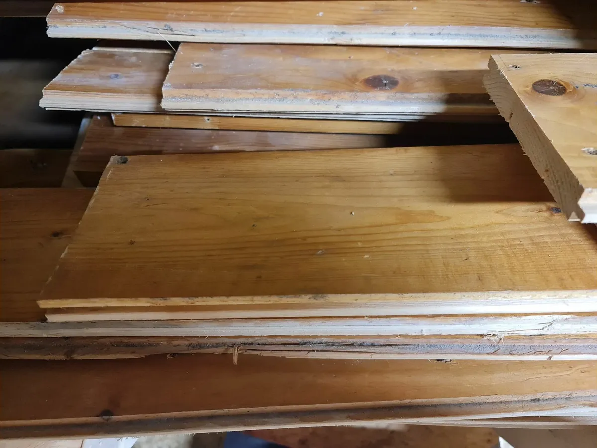 Used planks removed from 2 rooms. Wooden Floor - Image 1