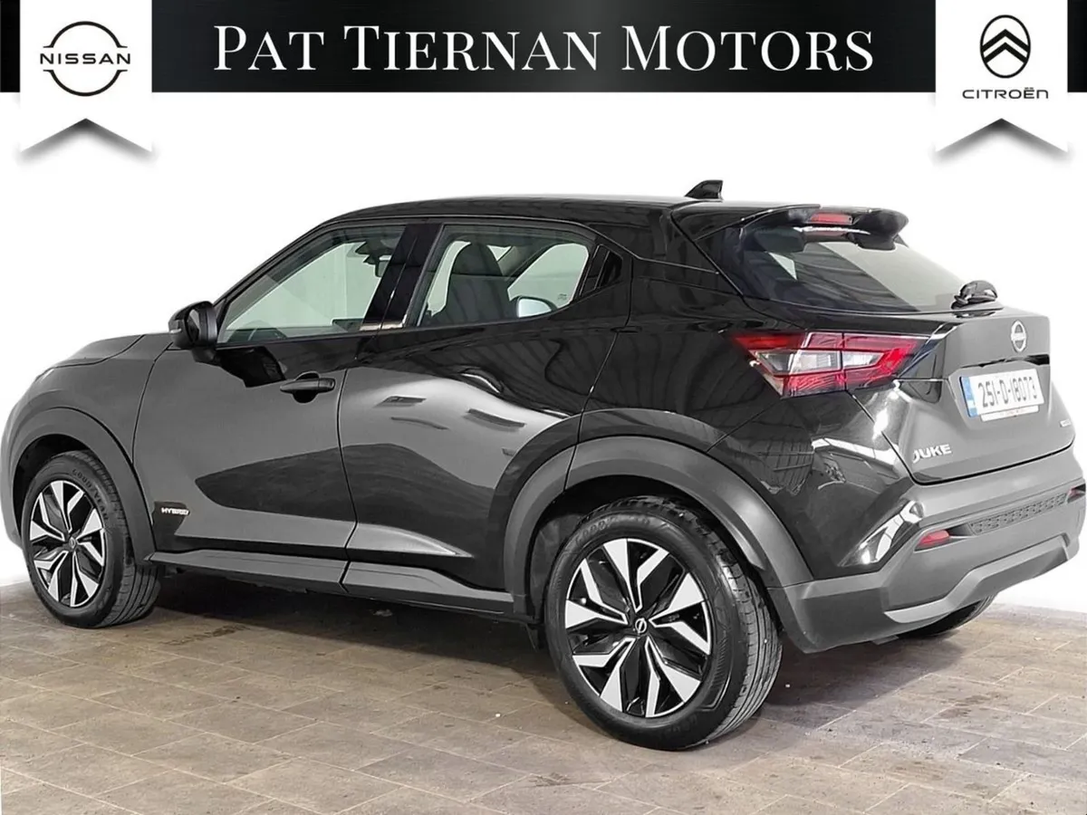 Nissan Juke Hybrid SV - Image 2
