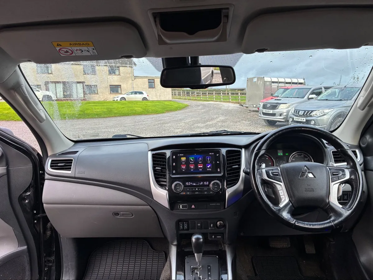 Mitsubishi L200 2019 automatic - Image 2