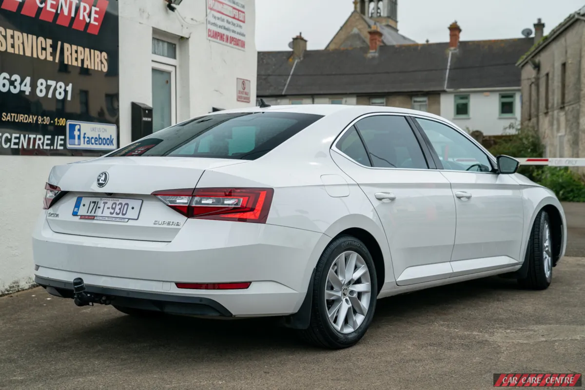 🔥 2017 Skoda Superb 1.6 TDI 120 BHP 🔥 - Image 2