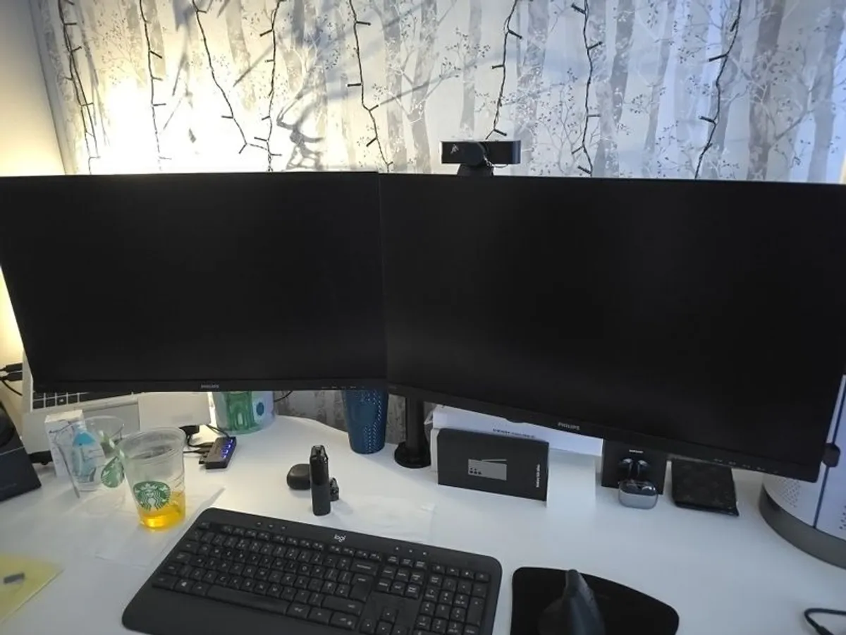 Two Philips 27" Monitors - Image 2