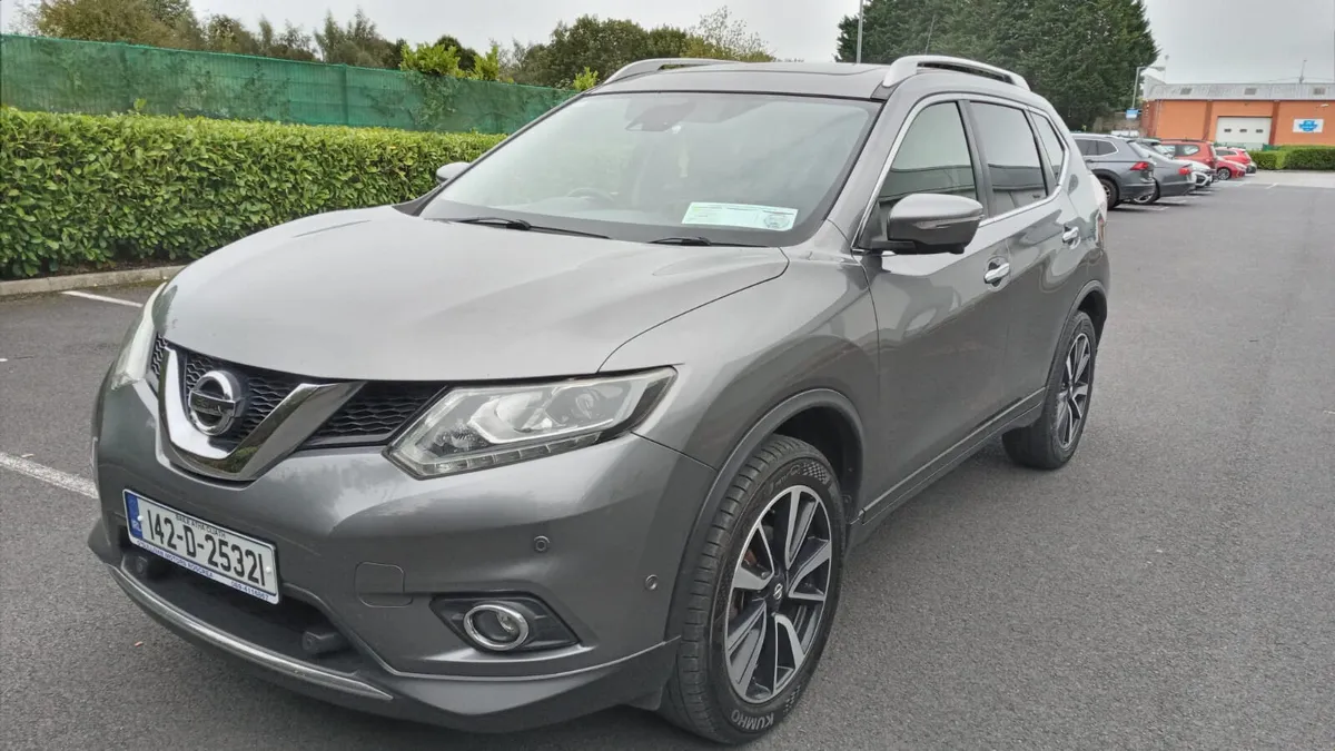 NISSAN X-TRAIL/2014/1.6 DIESEL/7 SEATER/MANUAL - Image 1