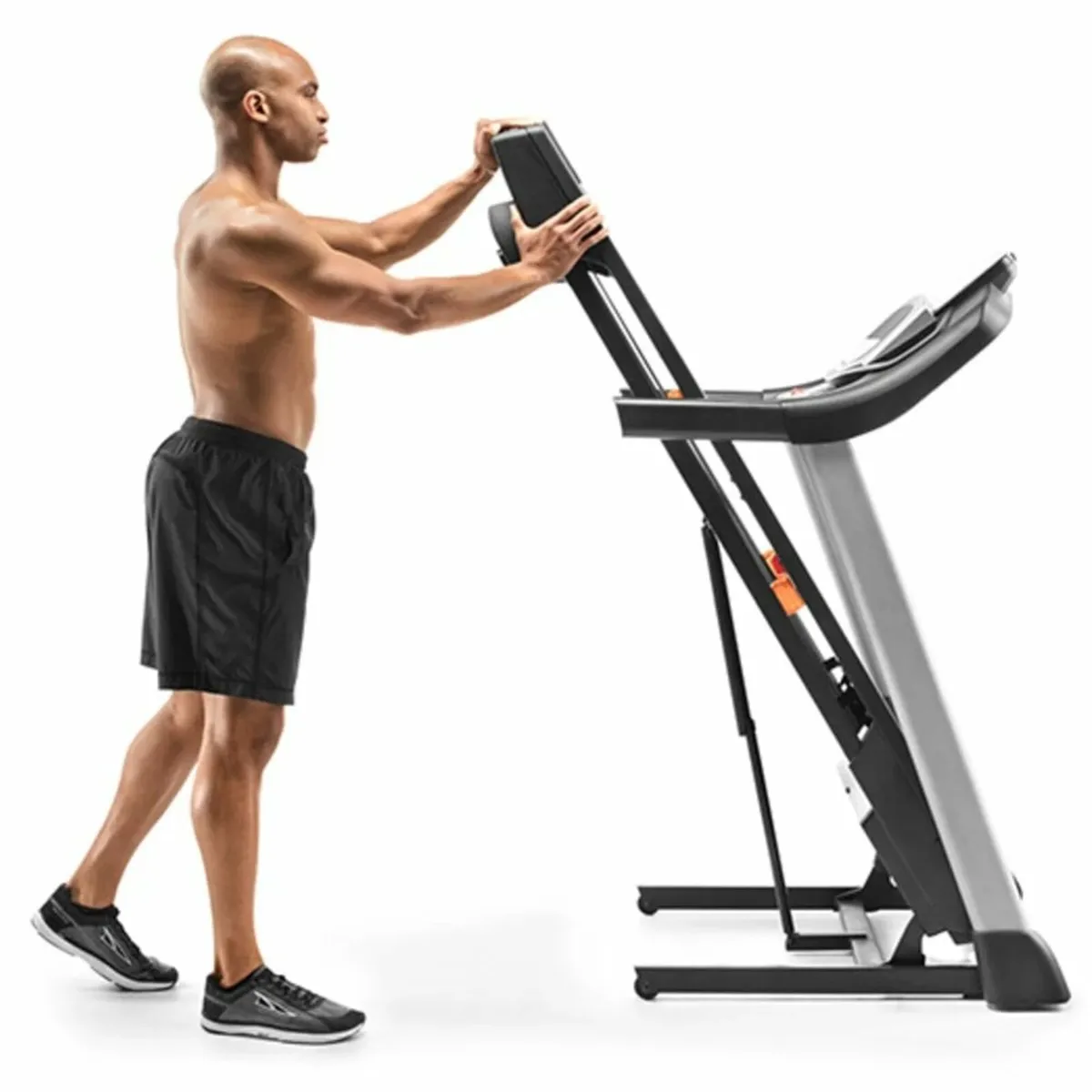 Treadmill Nordic Track S25 Priced to sell - Image 3