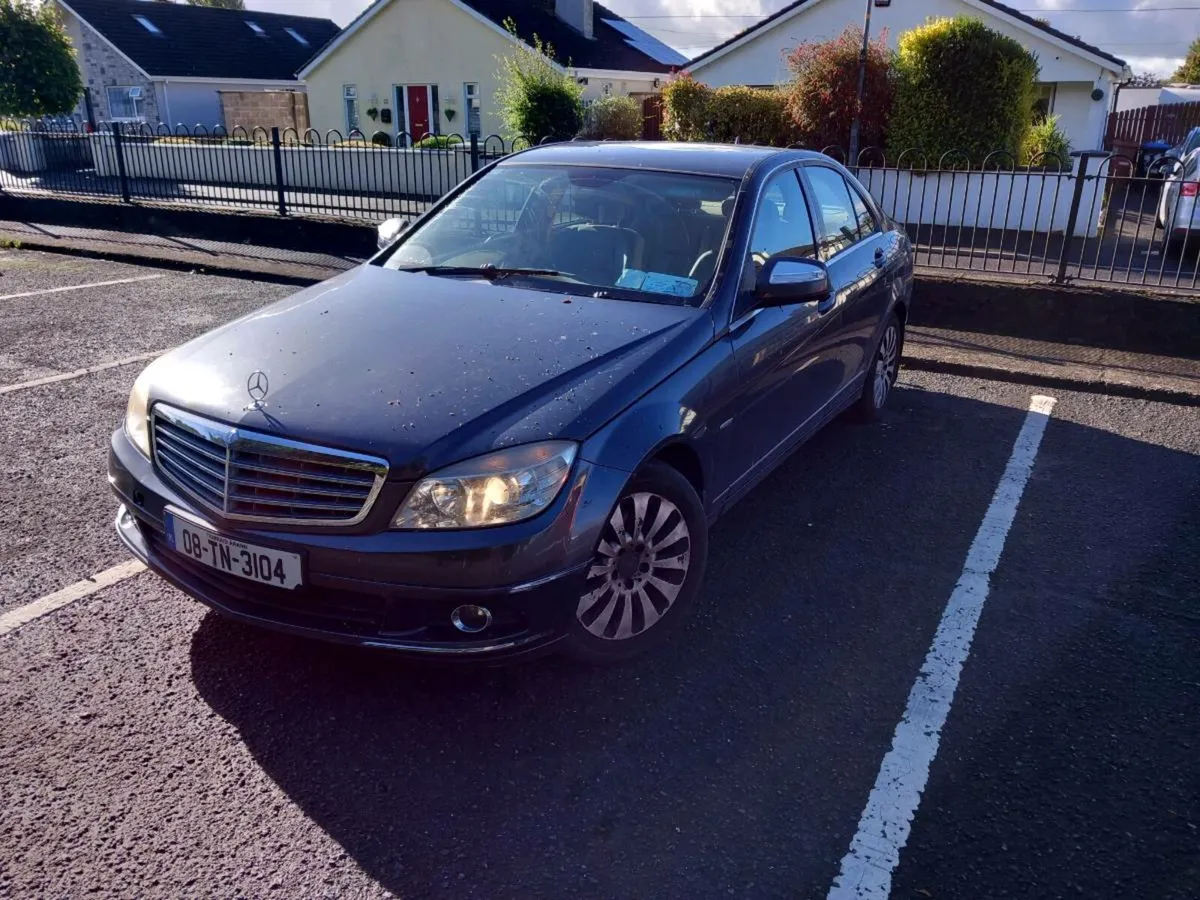 Mercedes - Image 1