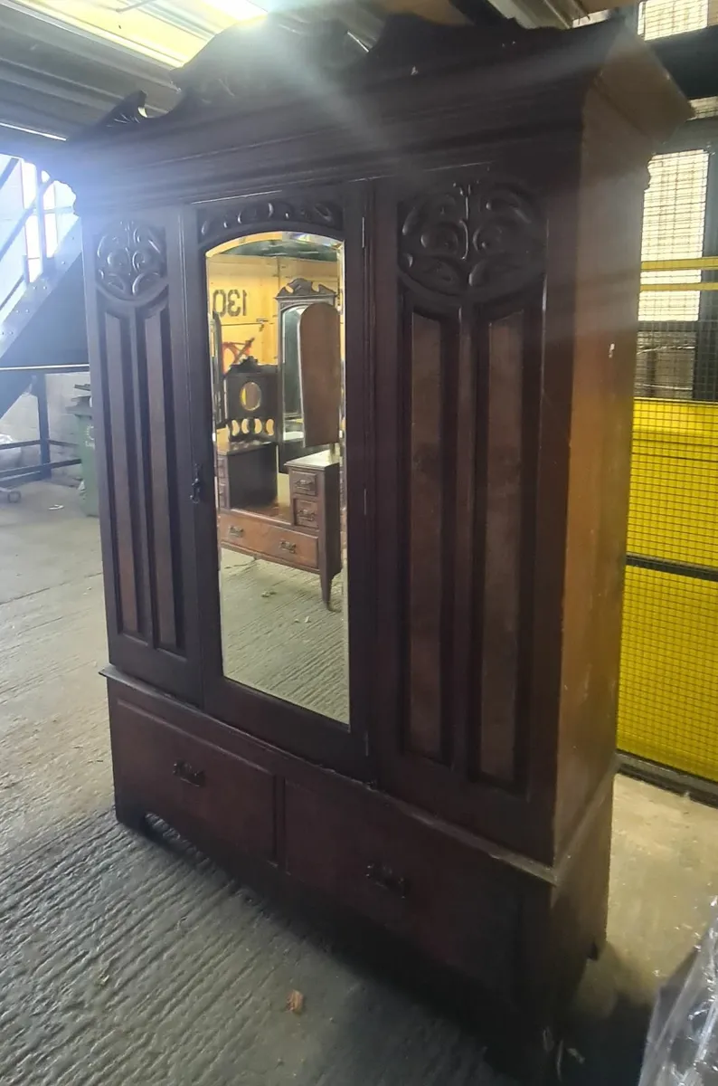 Antique Victorian / Edwardian Wooden Wardrobe - Image 1