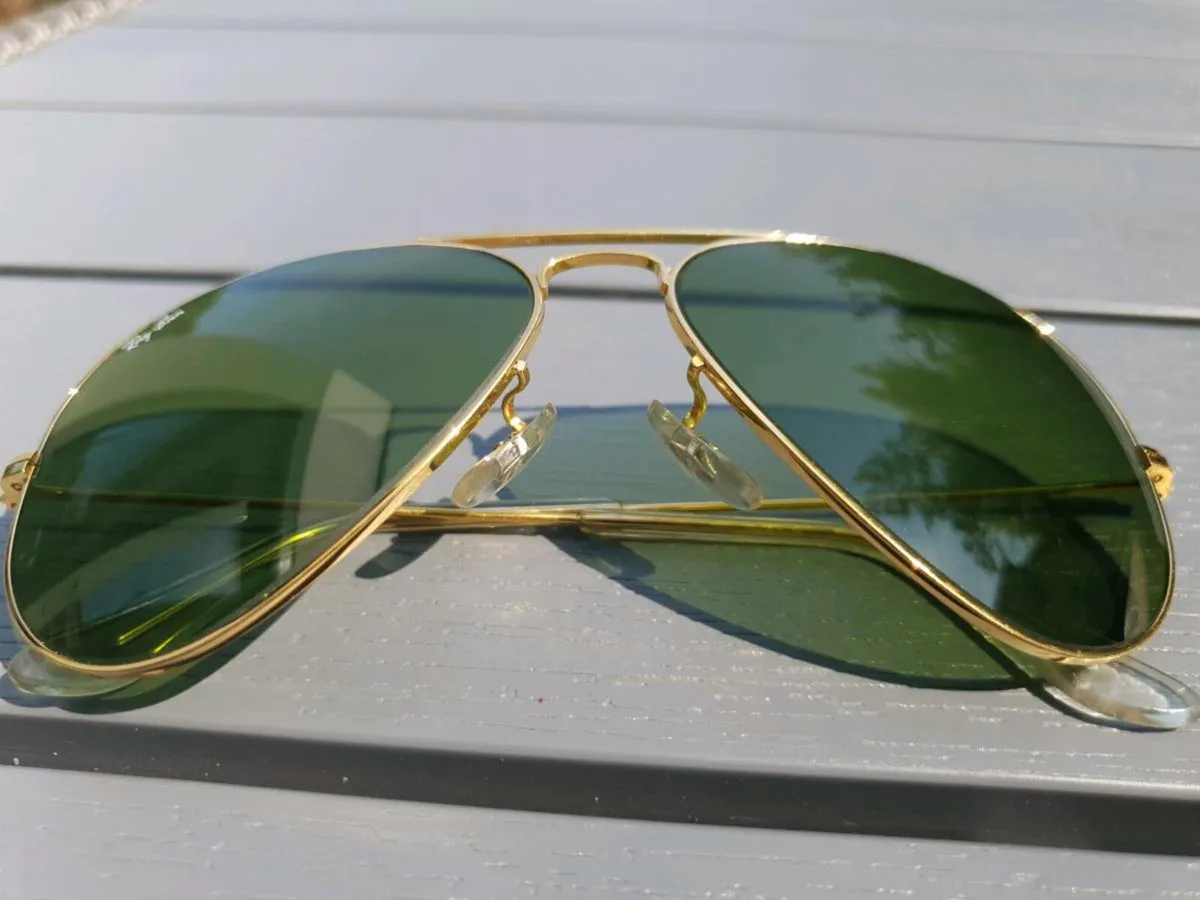 Early 1980s vintage Ray-Ban B&L Aviator Sunglasses - Image 3