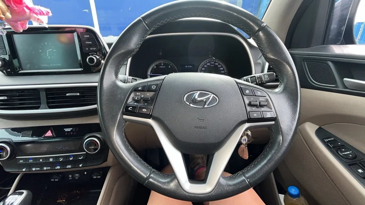 Car - Image 1