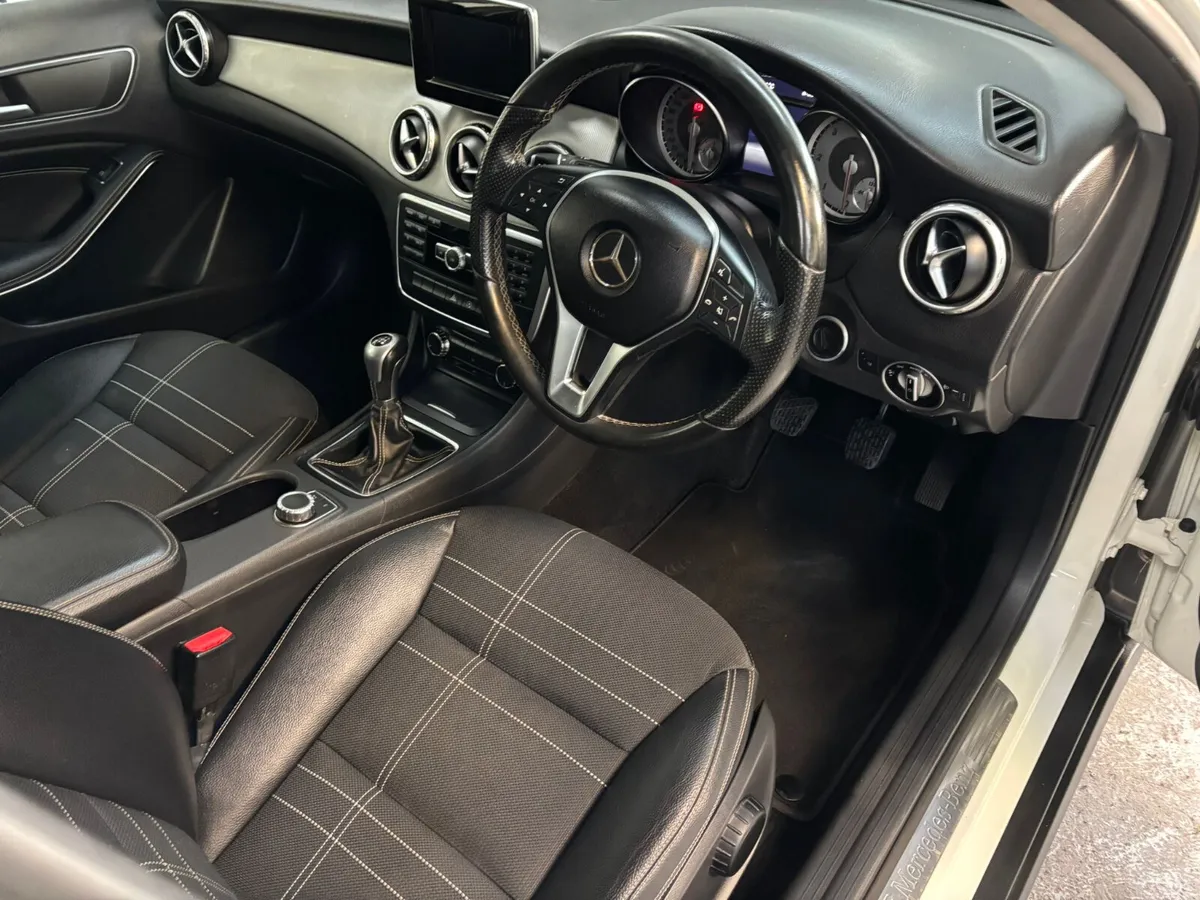 Mercedes-Benz GLA 2016. 200 CDI  URBAN - Image 4