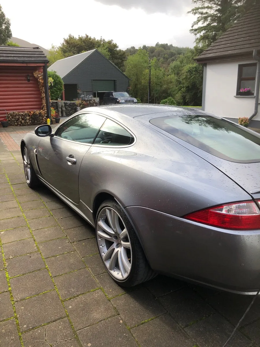 Jaguar Xkr 4.2 v8 supercharged - Image 4