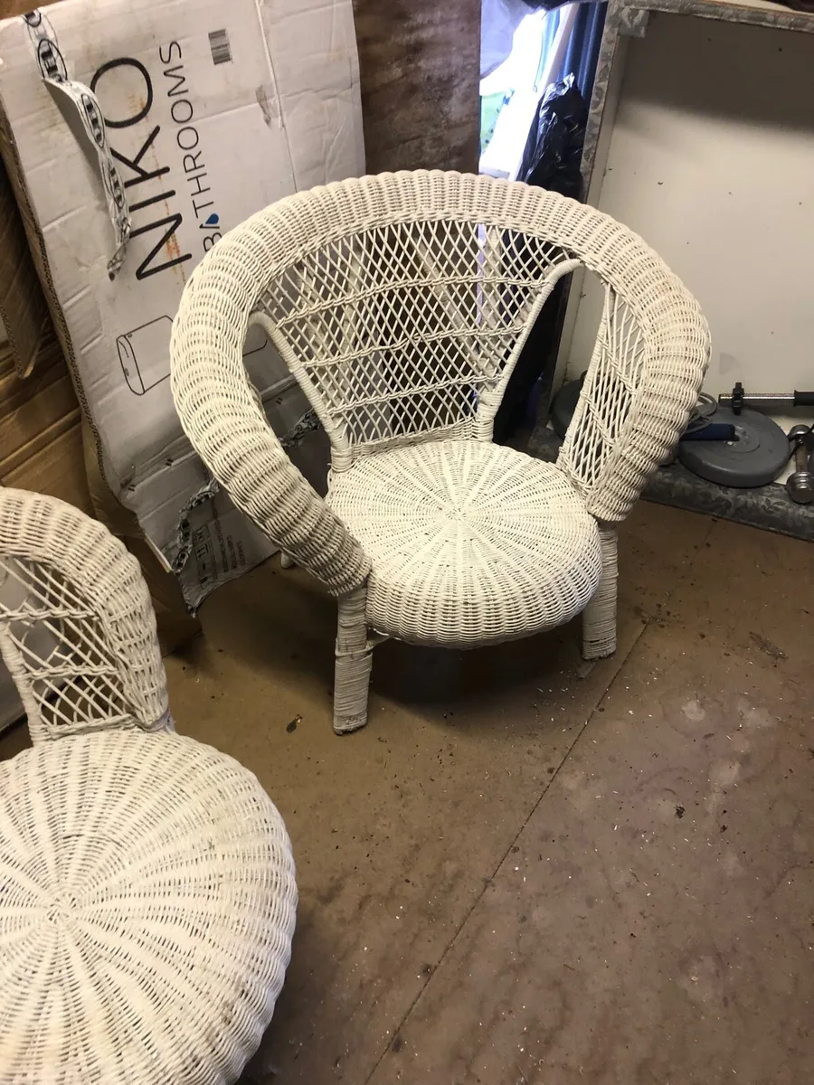Sunroom furniture - Image 3