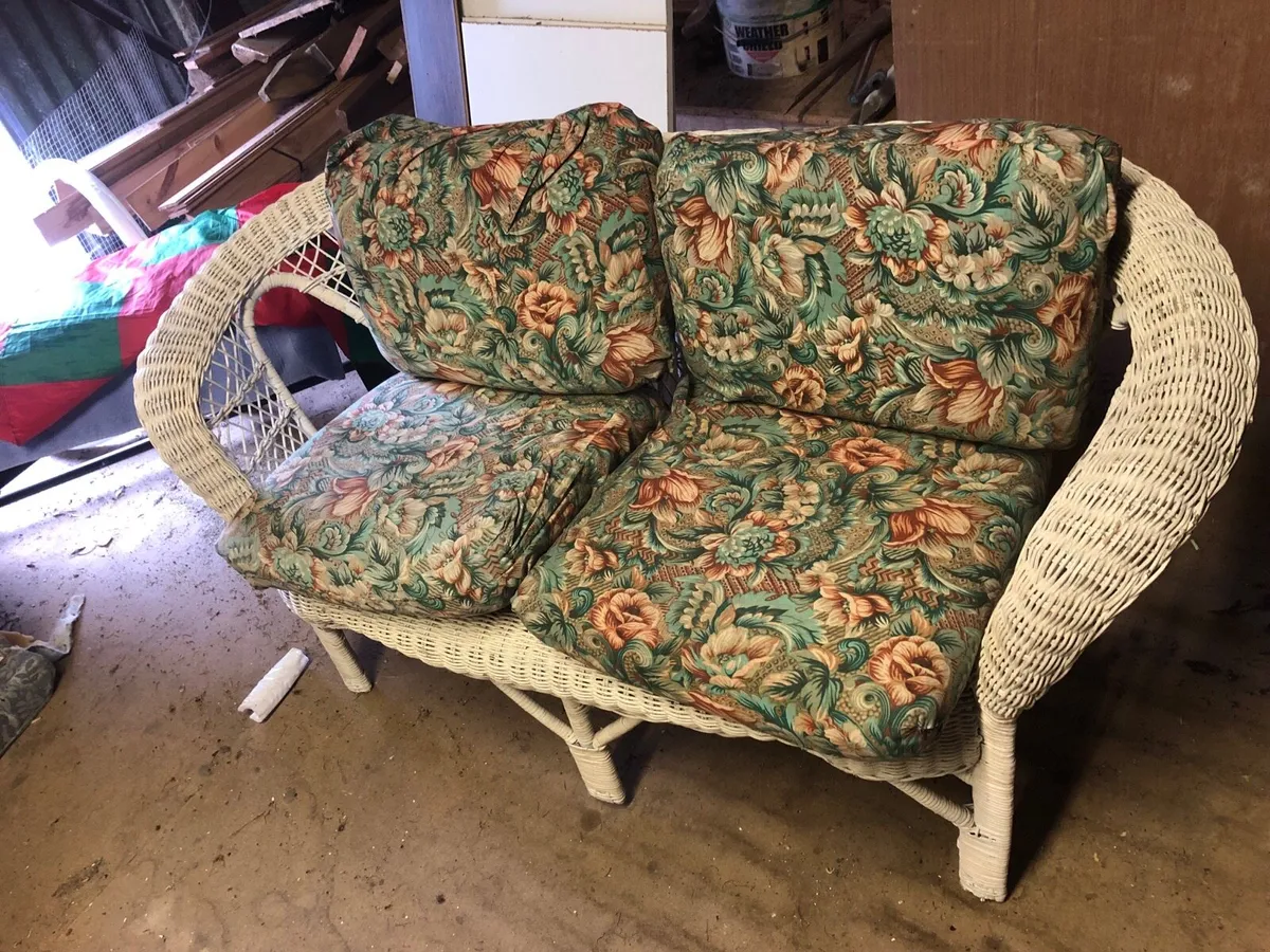 Sunroom furniture - Image 4