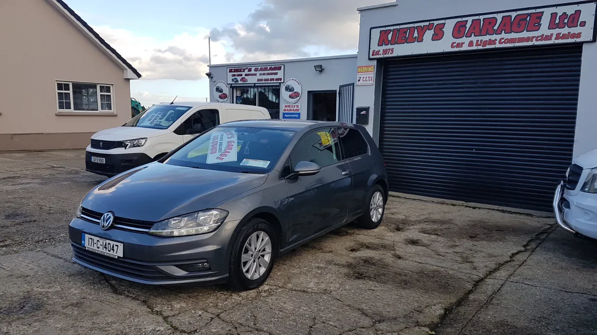 Volkswagen Golf VAN 115BHP RED I MINT VAT INVOICE - Image 3