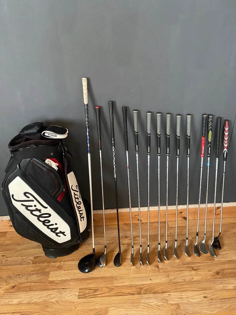 Golf clubs and bag - Image 2