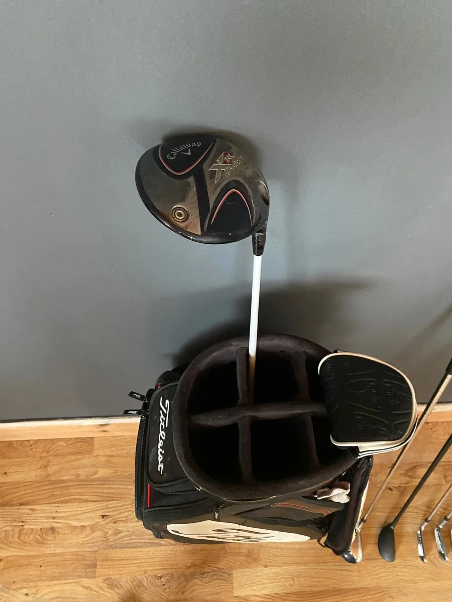 Golf clubs and bag - Image 4
