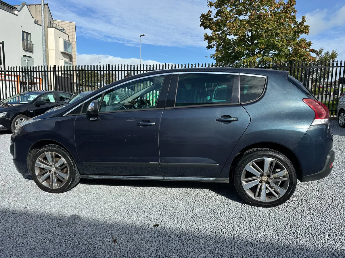 2015 (151) Peugeot 3008 1.6 Blue HDI Allure - Image 4