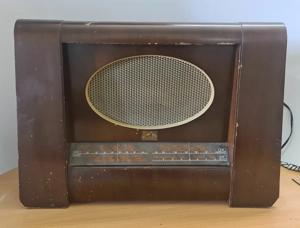 Vintage HMV "His Master’s Voice" Valve Radio - Image 1