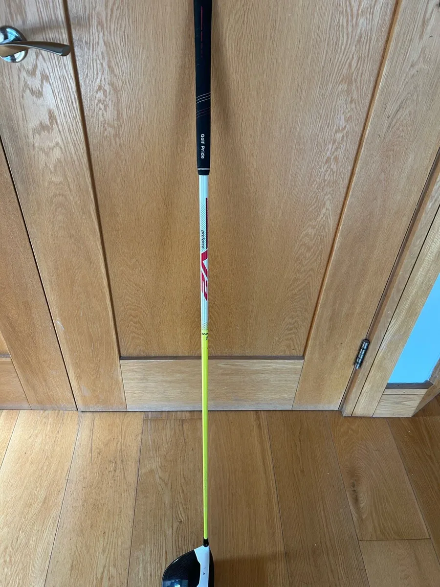 Taylormade M2 driver - 12 stiff shaft - Image 1