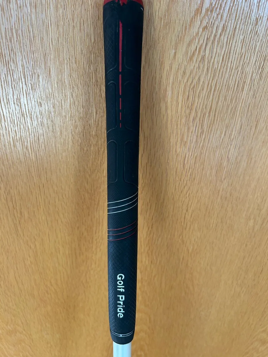 Taylormade M2 driver - 12 stiff shaft - Image 3