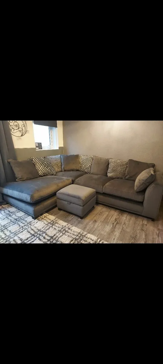 Sofa corner - Image 1
