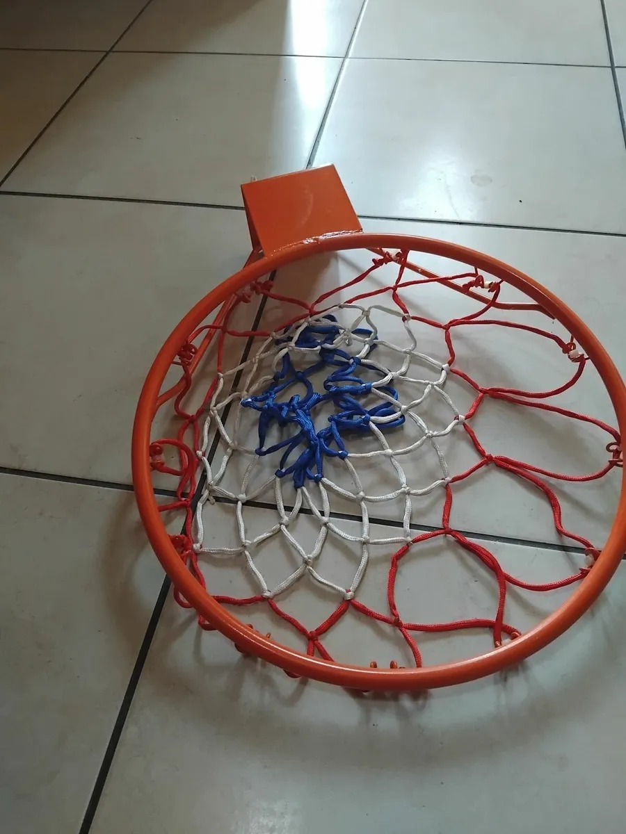 Basketball hoop - Image 2