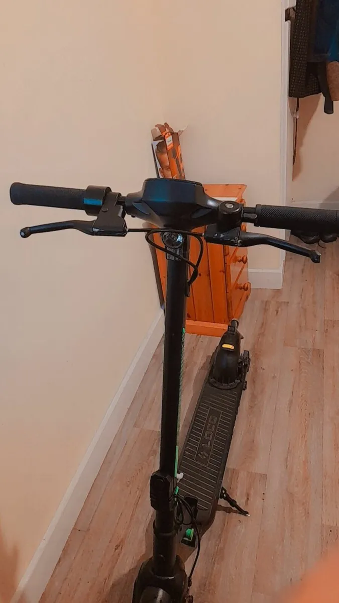 Electric  scooter - Image 2