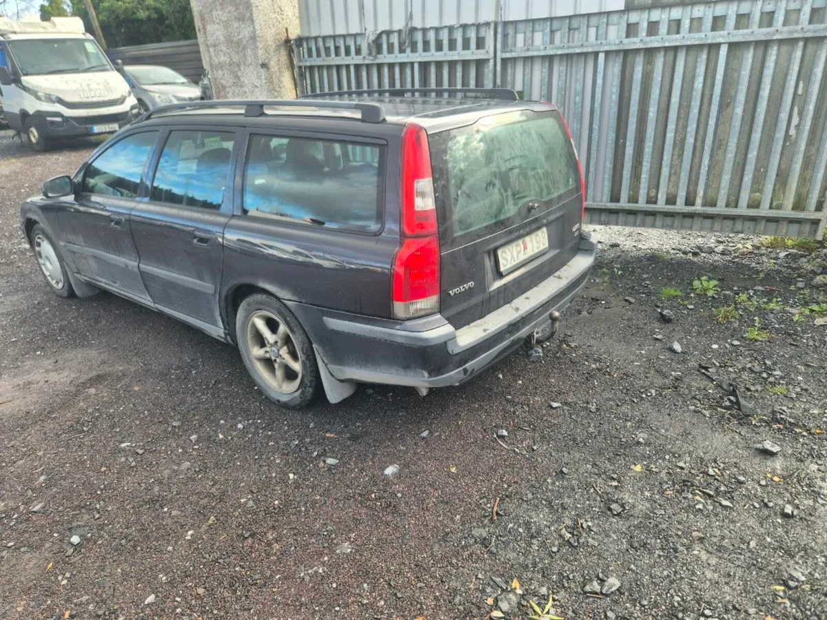 Volvo v70 - Image 4