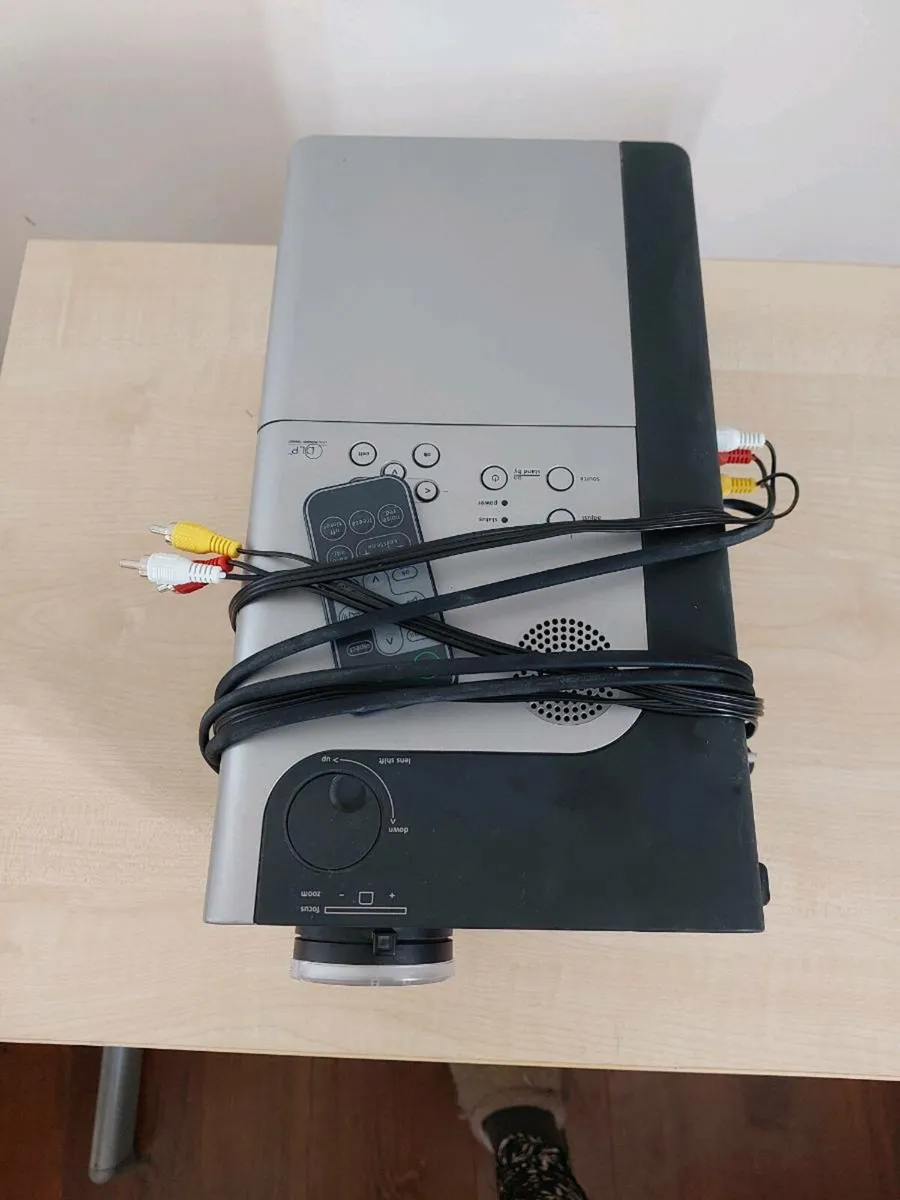 Projector - Image 2