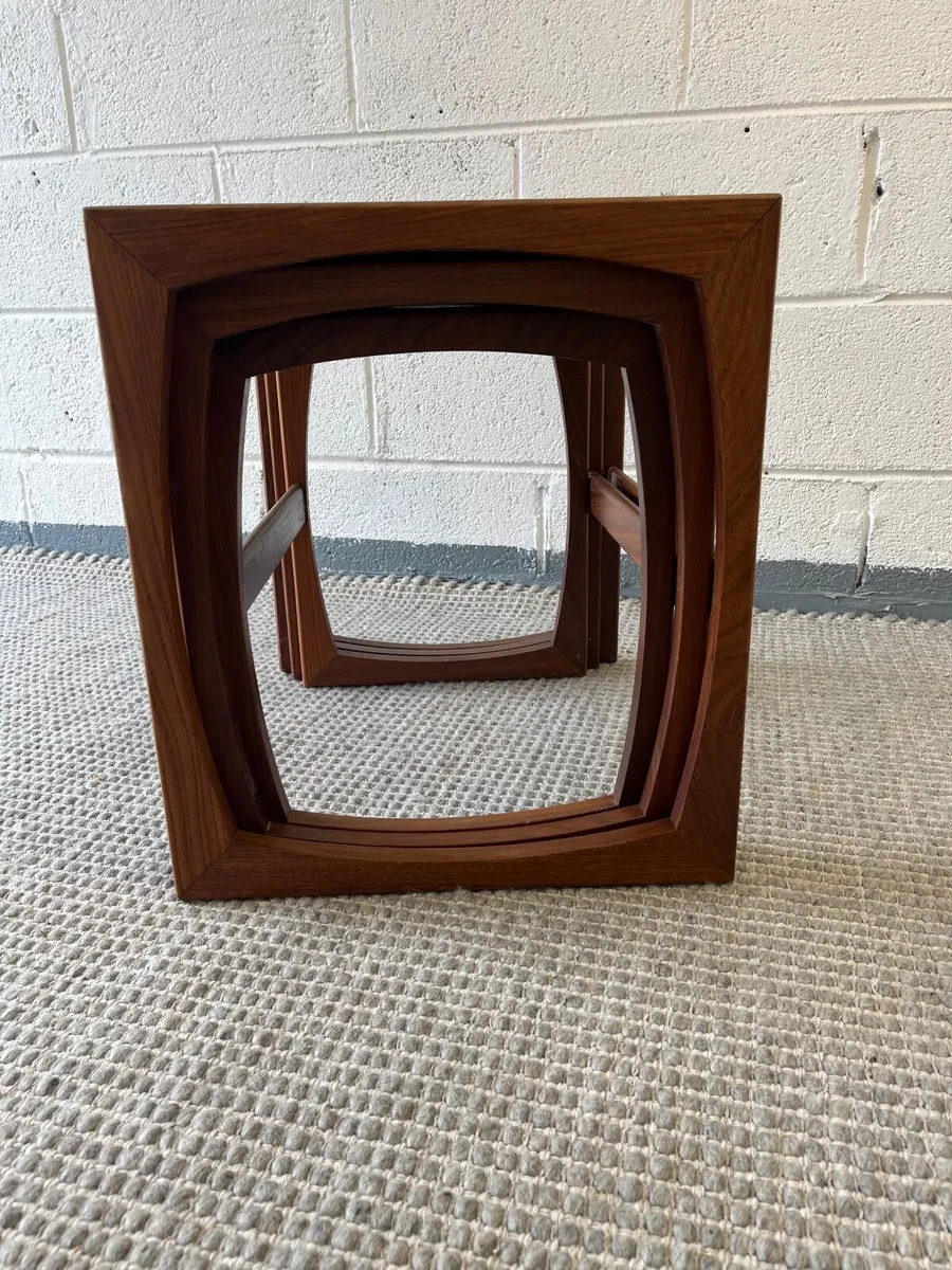 G plan table nest. - Image 4