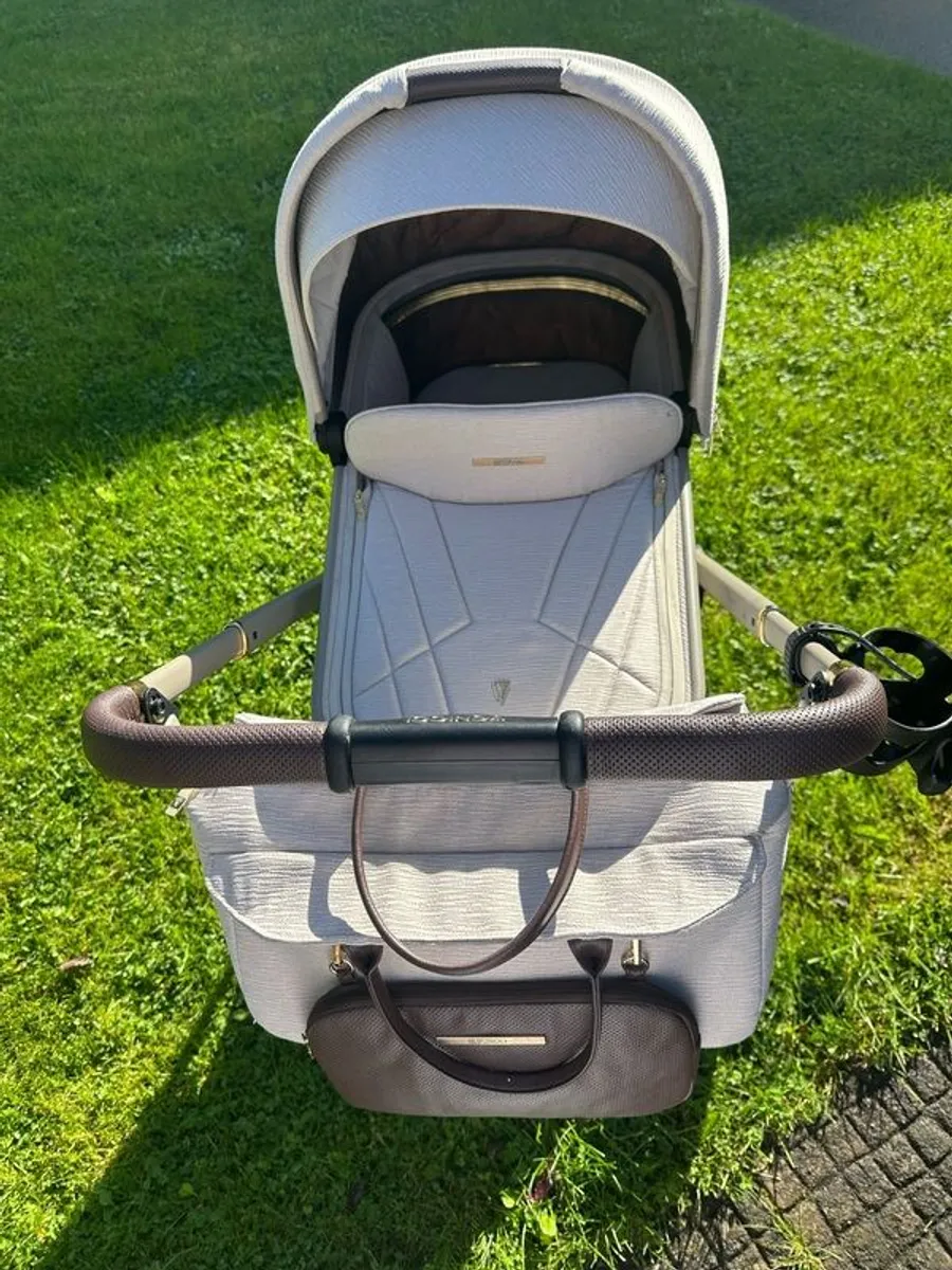 3 in 1 stroller brand Venice - Image 2