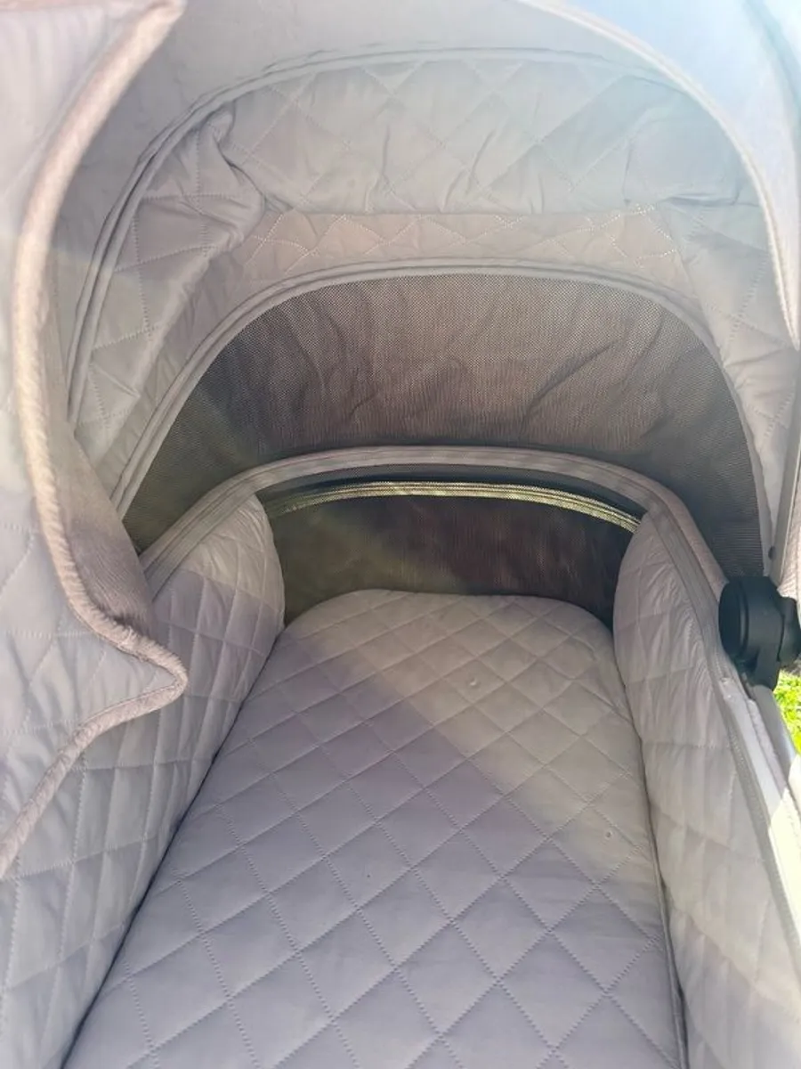 3 in 1 stroller brand Venice - Image 4
