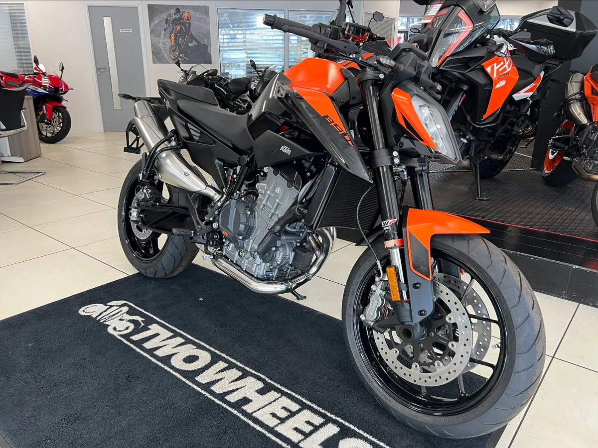 KTM 890 Duke *Ex Demo* - Image 2