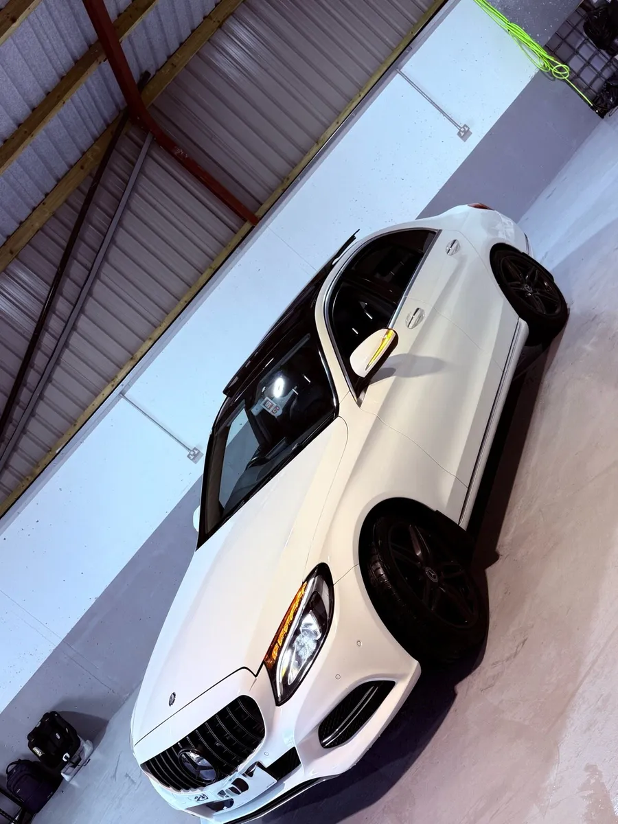 MERCEDES C300 - Image 3