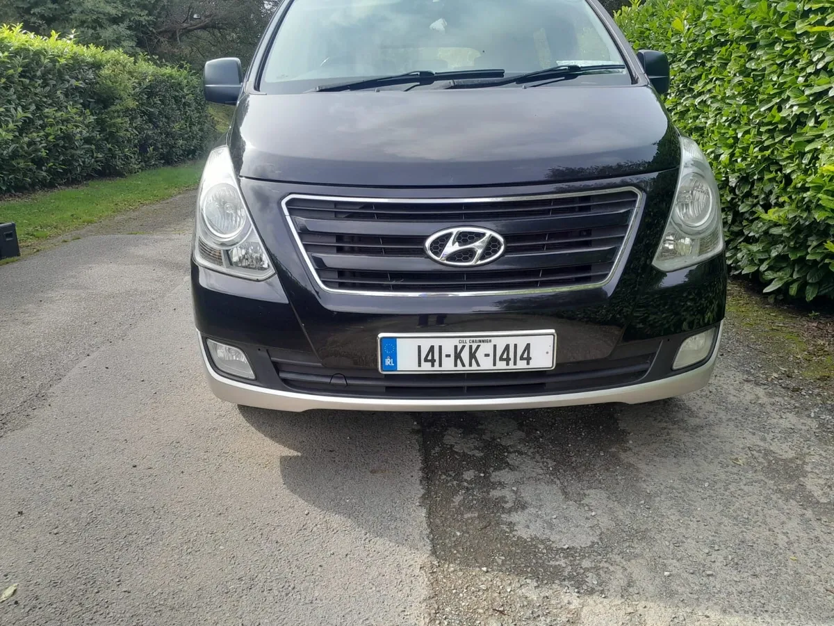 HYUNDAI MONTANA - Image 2