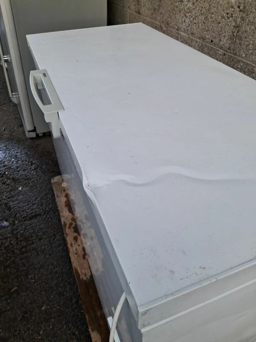 CHEST FREEZER FOR SALE - Image 2