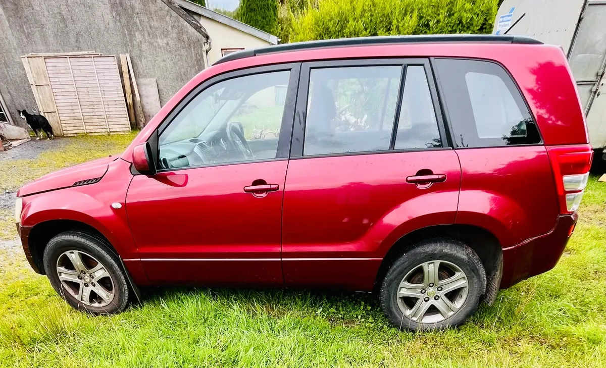 Suzuki Grand Vitara 2006 - Image 2