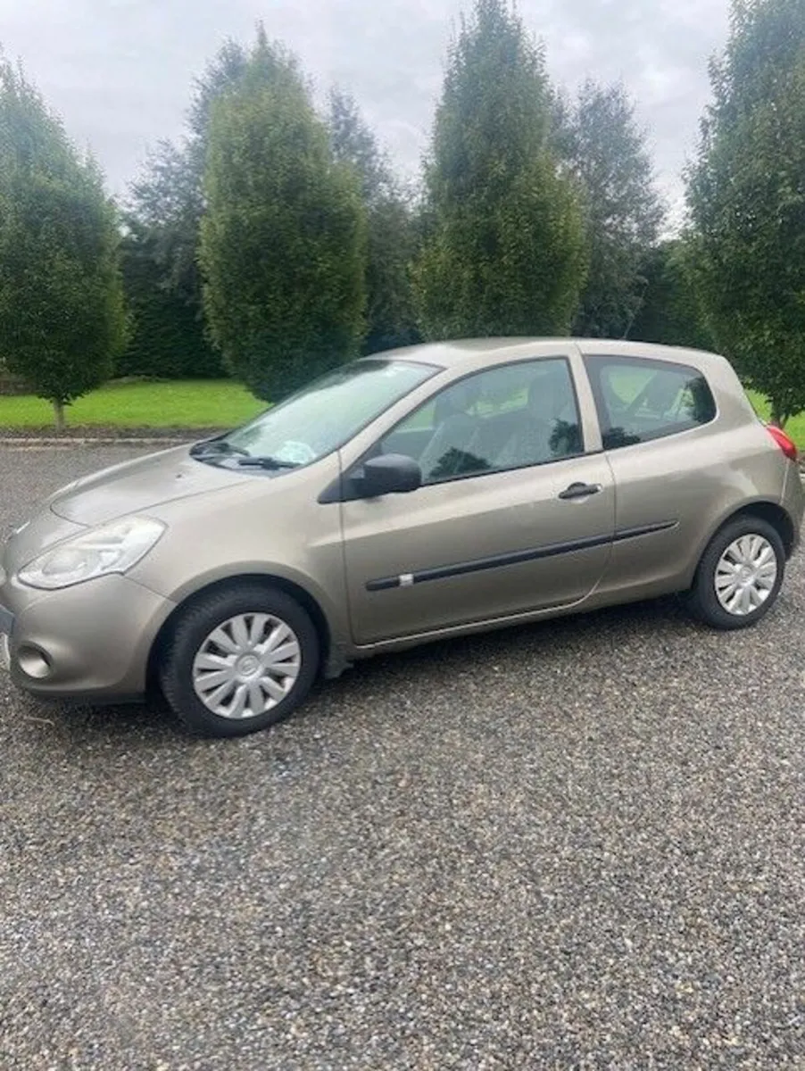Renault Clio 2012 - Image 1