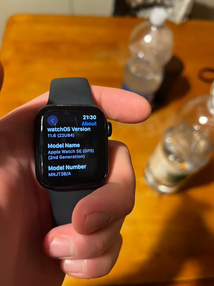 Apple Watch SE - Image 4