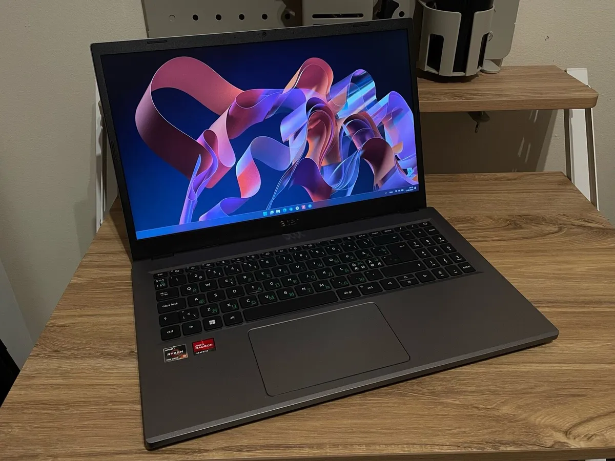 Laptop Acer - Image 2