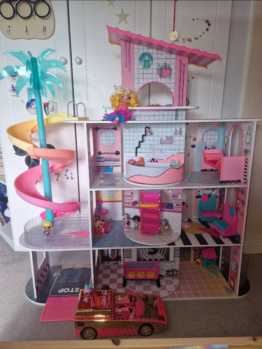 LOL doll house - Image 1