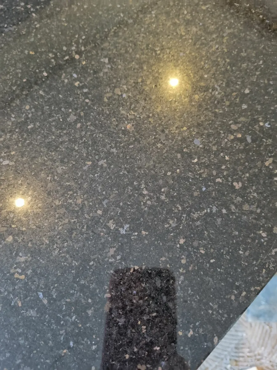 Kitchen island - Image 3