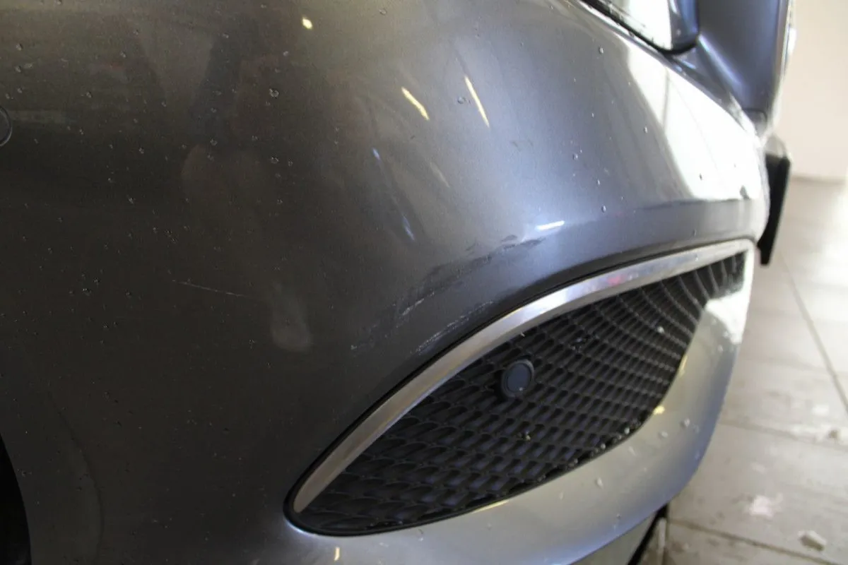 Mercedes-Benz E-Class E 200 D A/T Avantgarde - Image 3