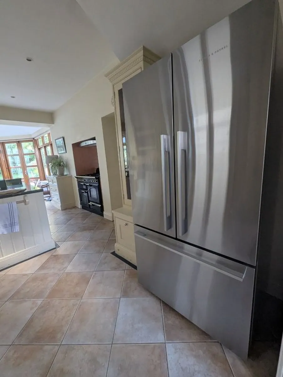 Fisher & Paykel Series 7 American Fridge Freezer - Image 3
