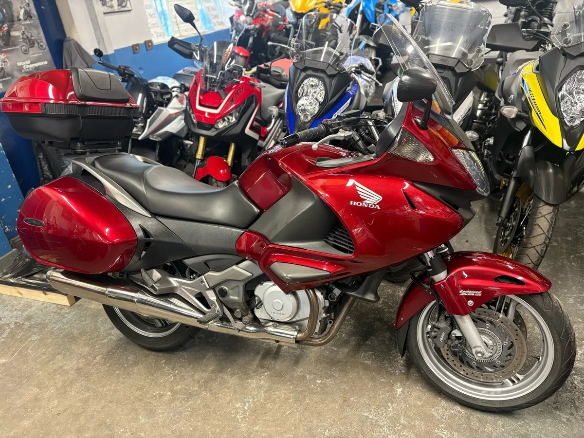 2012 Honda Deauville - Image 2