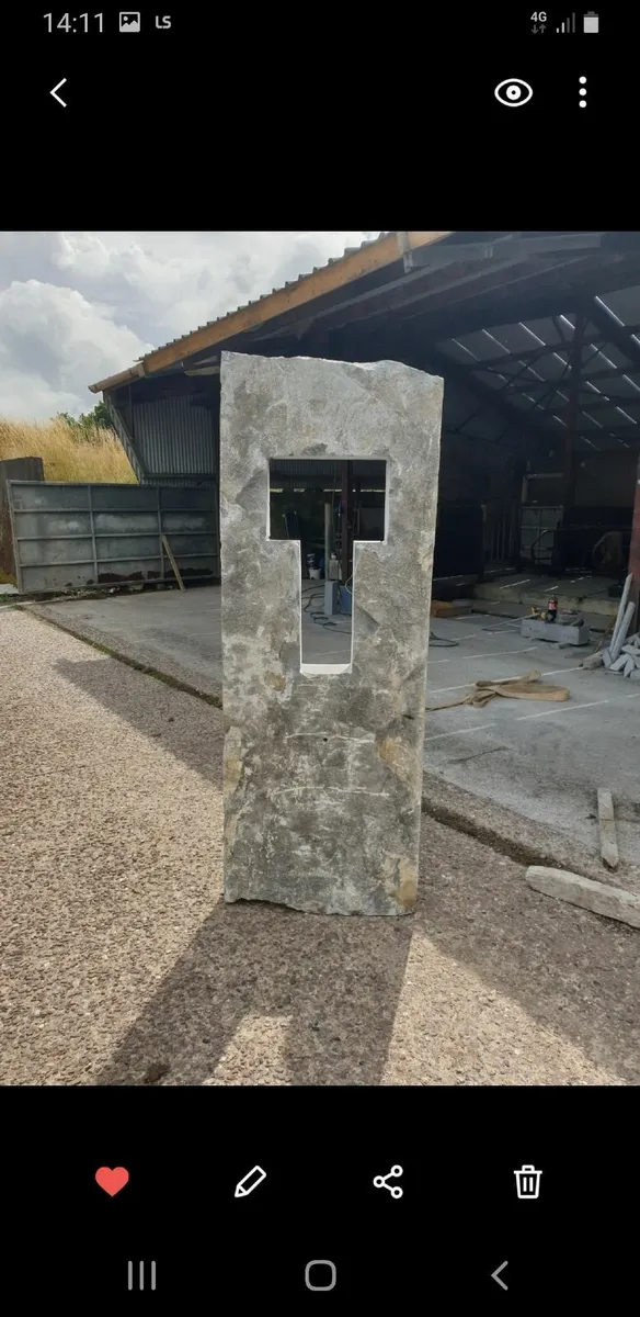 Kilkenny limestone  Monolith - Image 2
