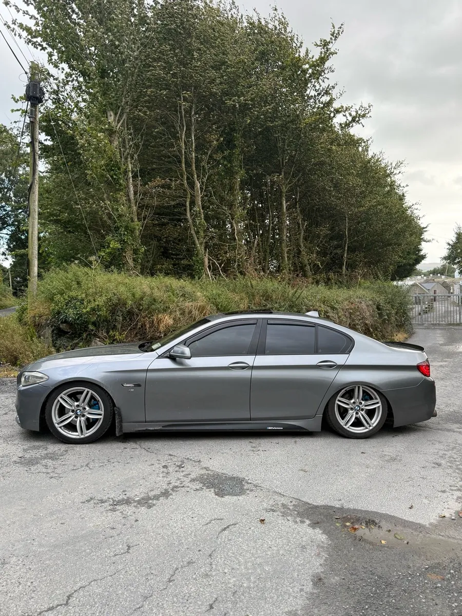 BMW f10 520d msport sunroof - Image 4